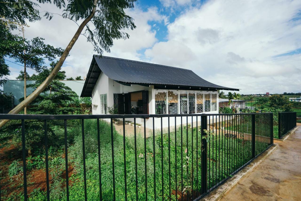 Xom Organic Farm Stay Pleiku Exterior photo